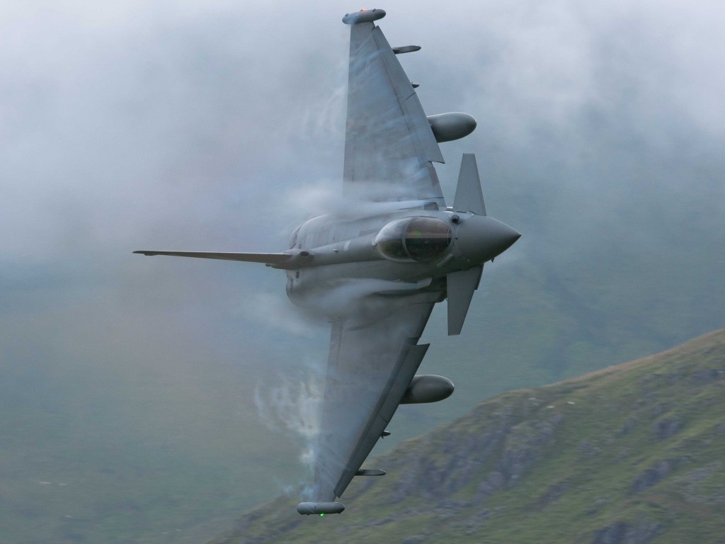 typhoon at mach loop